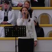 Я Стою У Креста Так Мала Песня