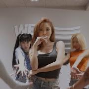 Hwasa I Love My Body Dance