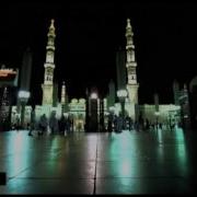 عليك صلى الله يا خير خلق الله