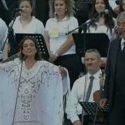 Noa Achinoam Nini And Andrea Bocelli Beautiful That Way In Vatican City