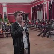 Gypsy Мать Качает Головой