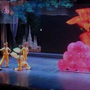 China Traditional Dances In Jinghong