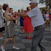 Пишу Стихи В Одиночестве