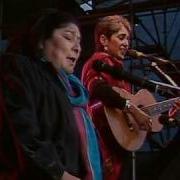 Joan Baez Mercedes Sosa Gracias A La Vida