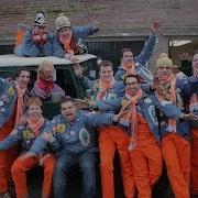 Ferry Van De Zaande Veul Gère De Gròzzie Van Mèn Buurvrouw Derin Deruit Carnaval 2014