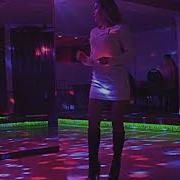 Девушка Танцует На Барной Стойке Казантип Girl Dancing On The Bar Kazantip