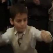 Мальчик Зажигает На Свадьбе