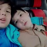 Мальчик Поет Про Маму