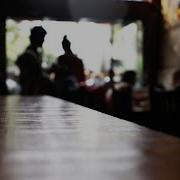 Pub Noise