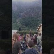 Эйнар Селвик Играет На Хардингфеле Древней Норвежской Скрипке Einar