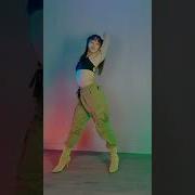 Lisa Money Tiktok Dance