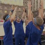 Командное Танцевальное Шоу Синей И Желтой Команд На Майдане