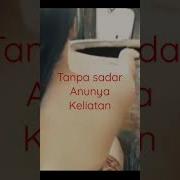Pake Baju Transparan Saat Live Uting Cewek Cantik Ini Terlihat Jelas