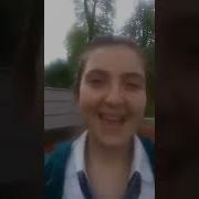 Rus Qiz O Zbekcha Qo Shiq Aytyapti Qoyil