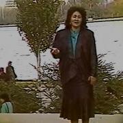 Qendab Quliyeva Xalq Mahnisi Əlində Sazin Qurbani