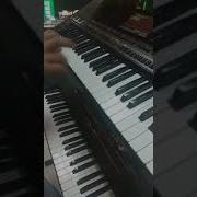 Суруди Гариби Бо Овози Зинда