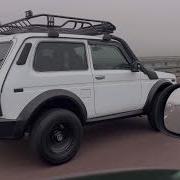 Lada Niva Bronto