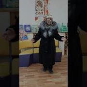 Снежные Хлопья Ложатся Не Слышно