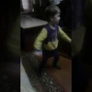Даня Танцует Под Песню Казка Плакала