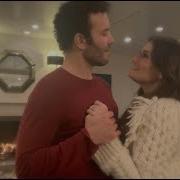 Idina Menzel I Ll Be Home For Christmas The Movie With Aaron Lohr