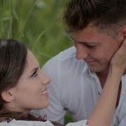 А Яблочко Висело На Яблоньке В Саду