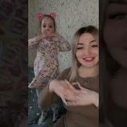 Девочка В Тренде Девочка В Топ Она Любит Танцы Танцы Диктор Она Любит