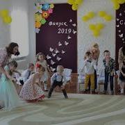 Пісня Ми Веселії Малята