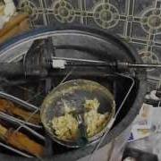 Обрезка Рамок И Откачивание Меда На Пасеке