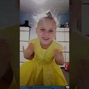 Мы Стаим У Банкамата