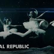 Everybody Wants To Be An Astronaut Royal Republic