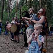 Скачать Танец Русская Полька Гармонь И Бубен