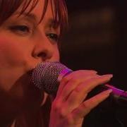 Suzanne Vega Montreux2004 12 Solitude Standing