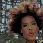 Macy Gray Beauty In The World