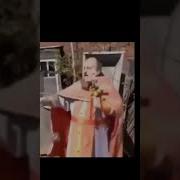 Священник Выходит Из Гроба
