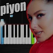 Hadise Şampiyon Piano Tutorial By Vn