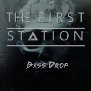 Hallo The First Station Bass