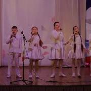 Где Восток На Заре Цветёт