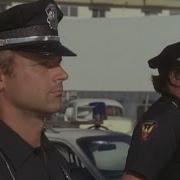 Борцы С Преступностью I Due Superpiedi Quasi Piatti Crime Busters