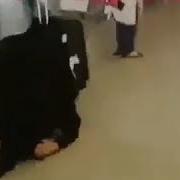 Модар Ту Бихишти Руи Дунё Хасти Модар