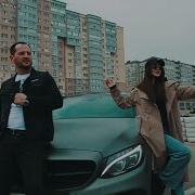 Рядом Летай Мурат Магомедов