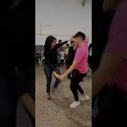 Madre E Hijo Bailando Bachata