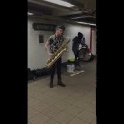 Саксофонист В Подземном Переходе Too Many Zooz