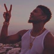 Ser Zaytoven Peace Sign