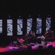 Julio Iglesias Demuestra En Moscú Que Aún Brilla En El Escenario