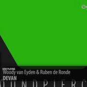 Woody Van Eyden Devan