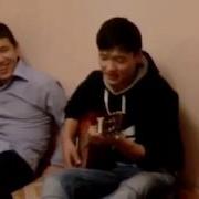 Жігіттер Сенбеңдер Қыздарға